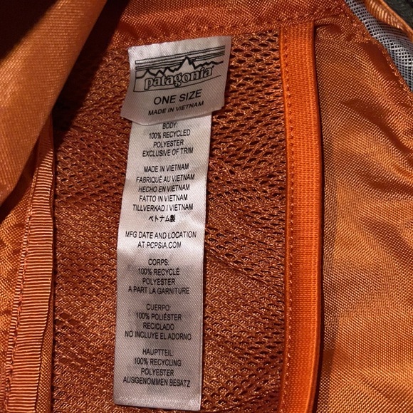 NWT PATAGONIA BLACK HOLE PACK CUBE 3L TOILETRIES DOPP KIT BASIN GREEN/CAMO $35 - Picture 11 of 14